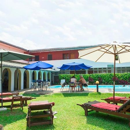 Dehiwala-Mount Lavinia Ranveli Beach Hotel מראה חיצוני תמונה