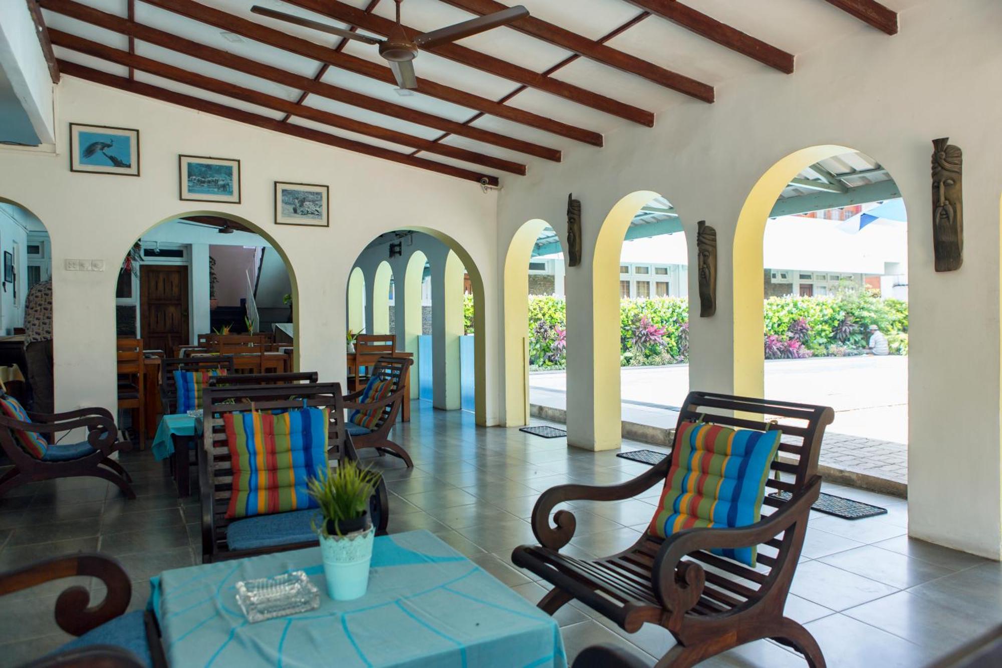 Dehiwala-Mount Lavinia Ranveli Beach Hotel מראה חיצוני תמונה