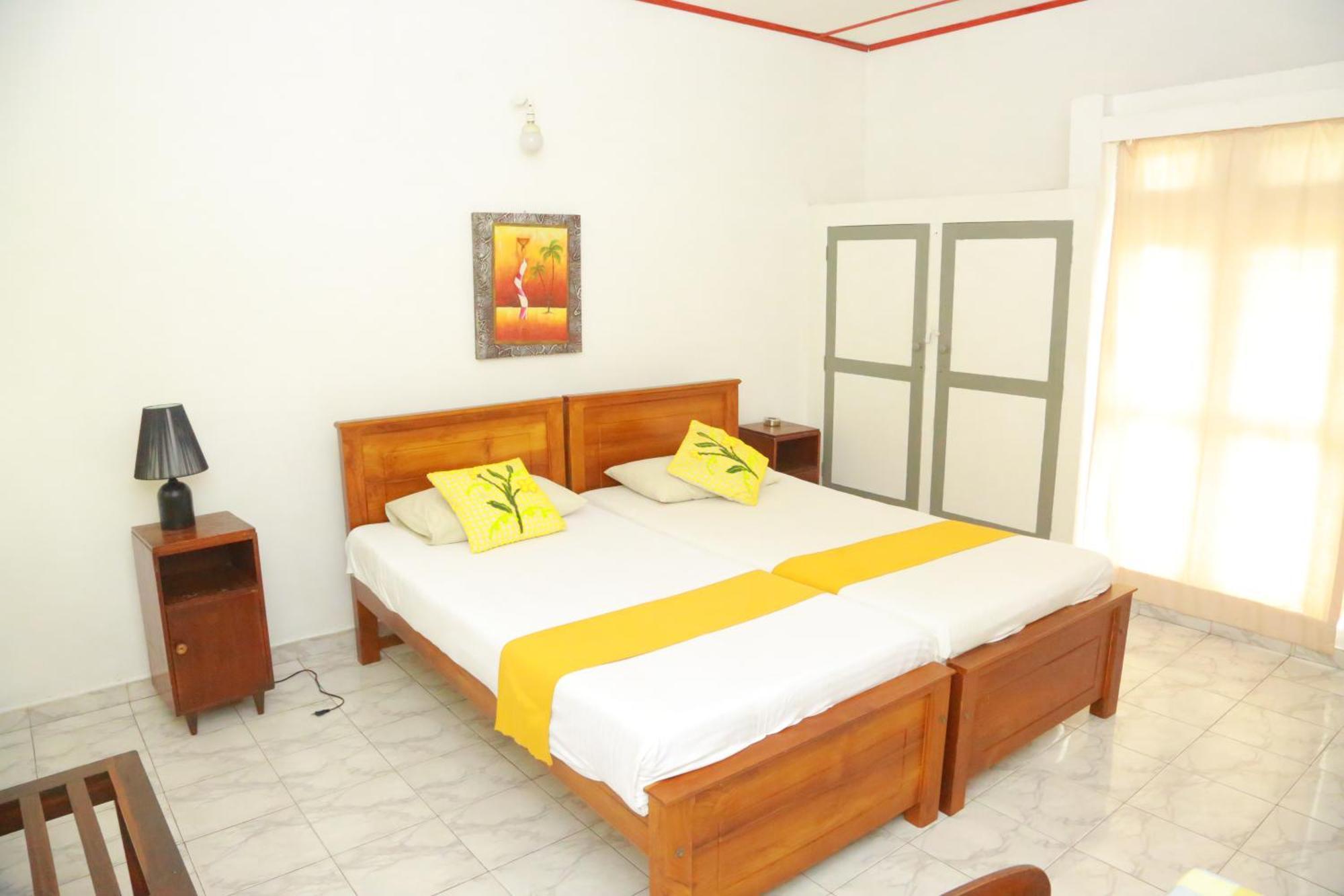 Dehiwala-Mount Lavinia Ranveli Beach Hotel מראה חיצוני תמונה