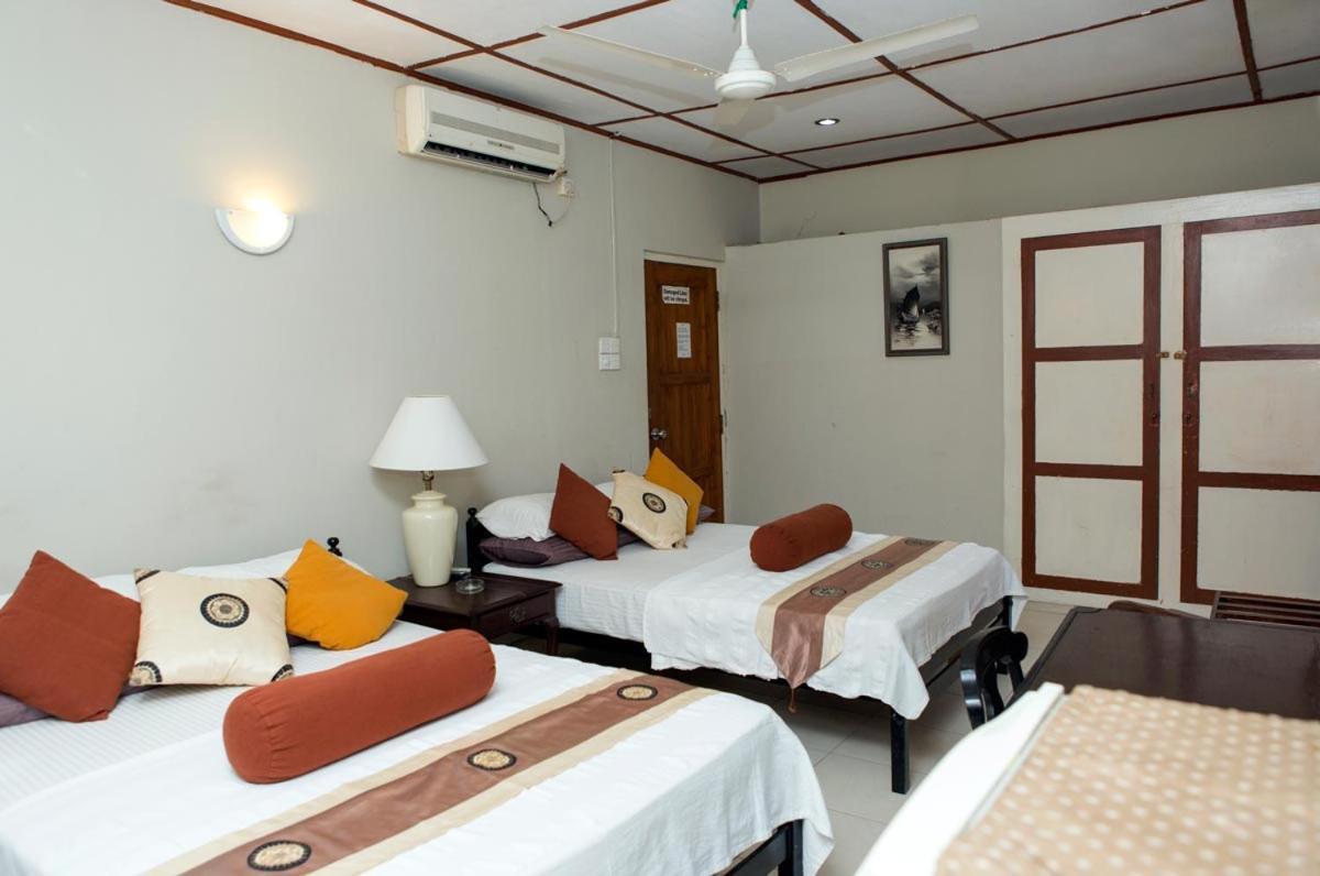 Dehiwala-Mount Lavinia Ranveli Beach Hotel מראה חיצוני תמונה