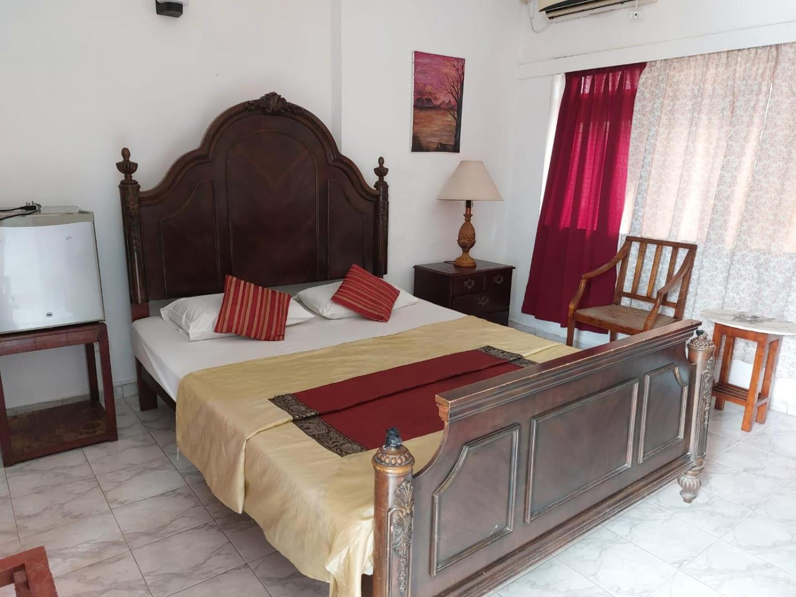 Dehiwala-Mount Lavinia Ranveli Beach Hotel מראה חיצוני תמונה