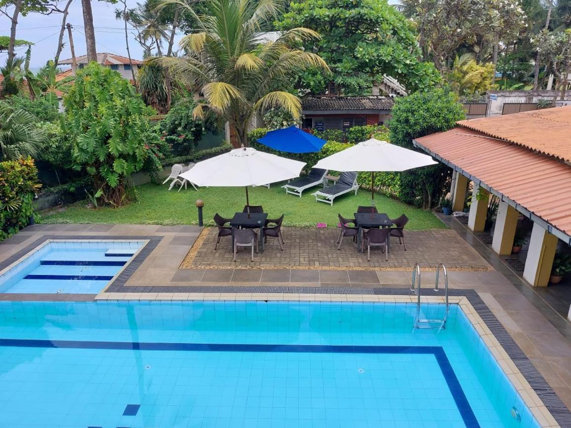 Dehiwala-Mount Lavinia Ranveli Beach Hotel מראה חיצוני תמונה